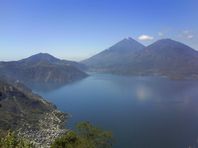 Lake Atitlan 28th March 2011 007.jpg